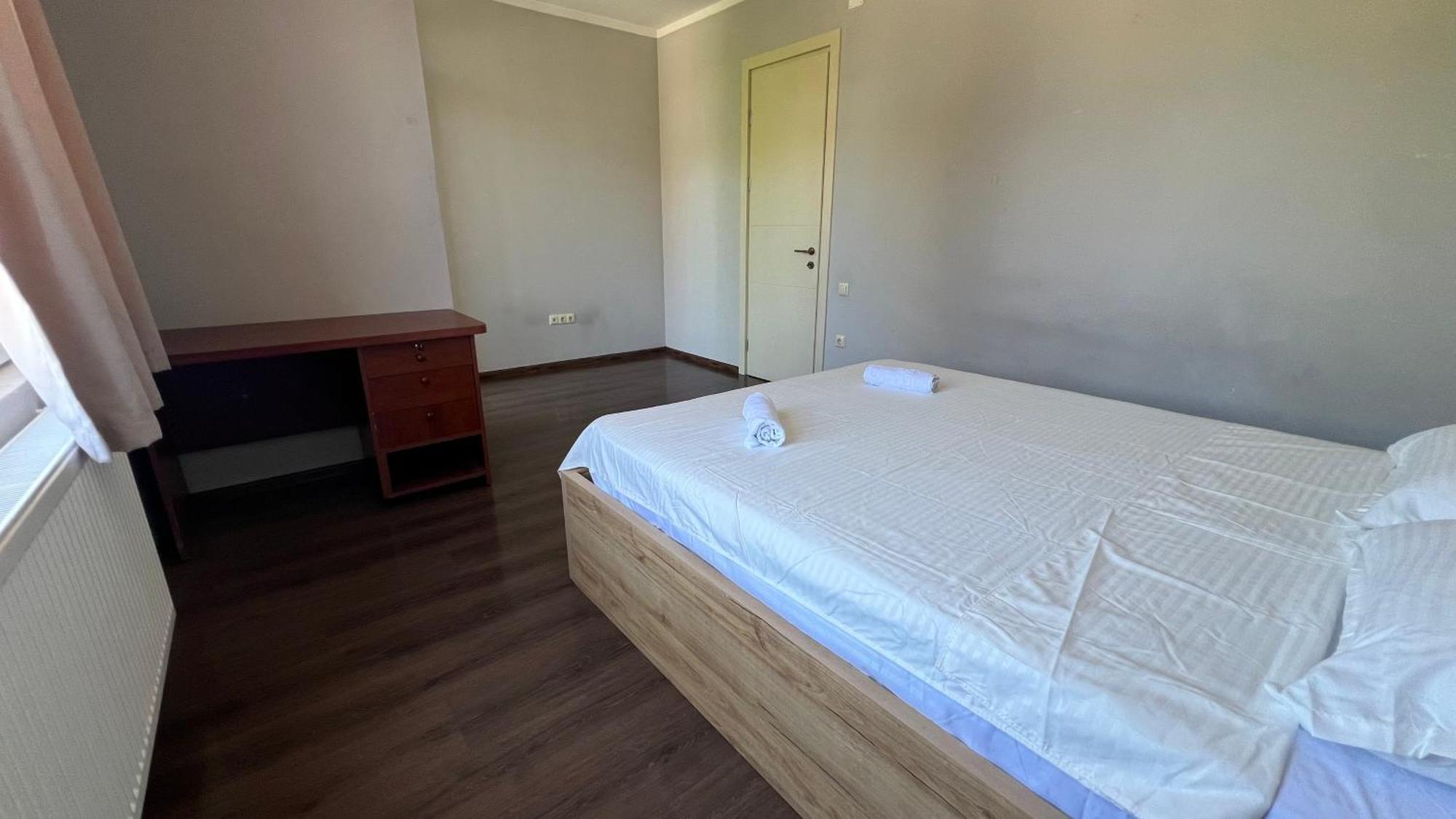 Garden House Tbilisi Hotell Exteriör bild